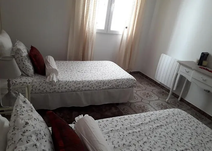 Rios Rosas Center דירה *